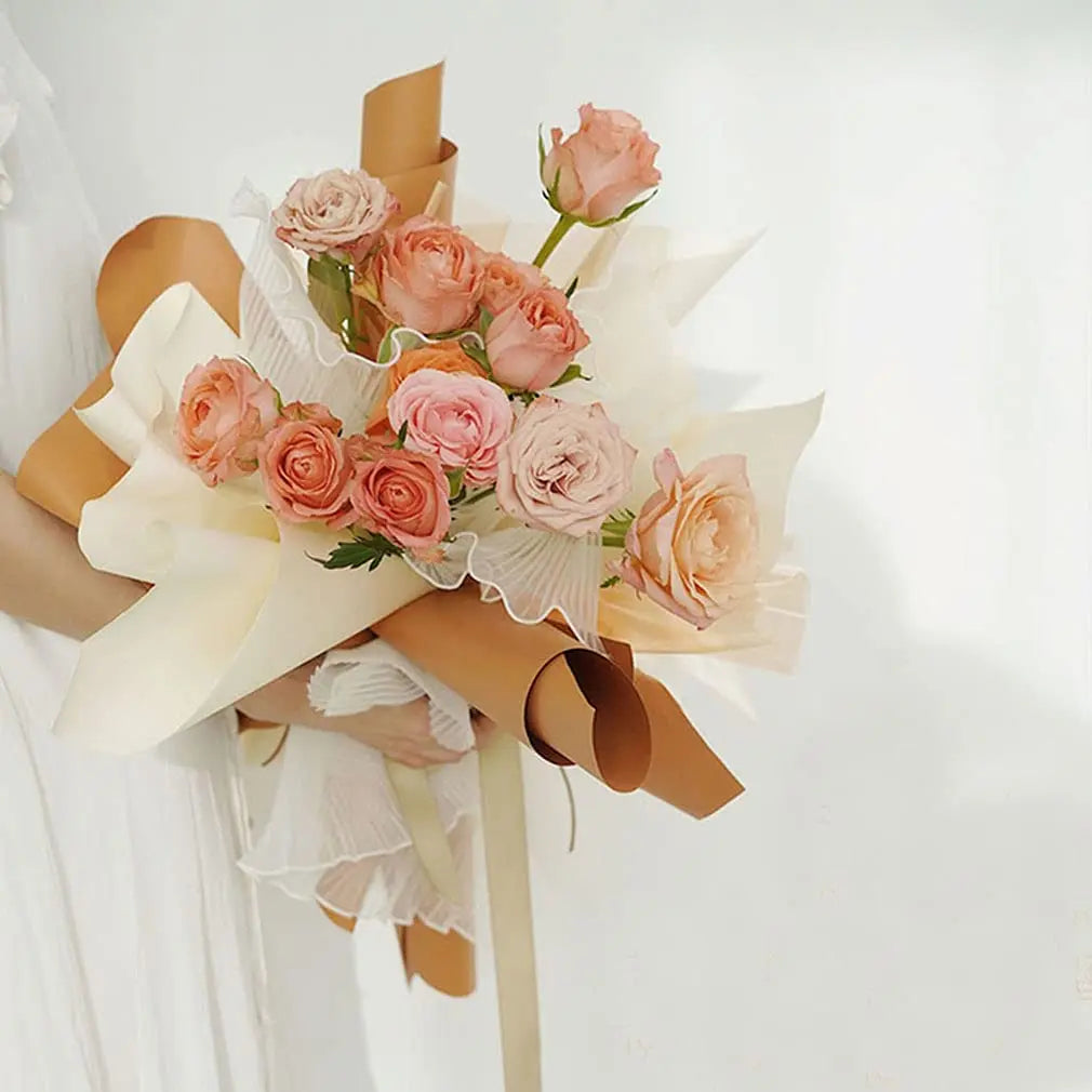 White Floral Bouquet Wrapping Set