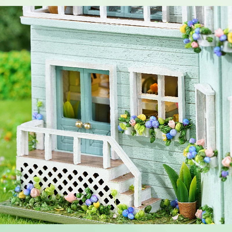DIY Mini Wooden Dollhouse Kit
