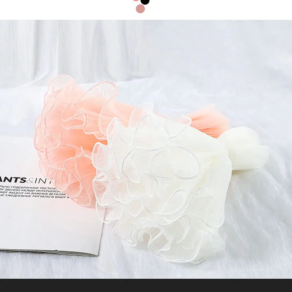 White Floral Bouquet Wrapping Set