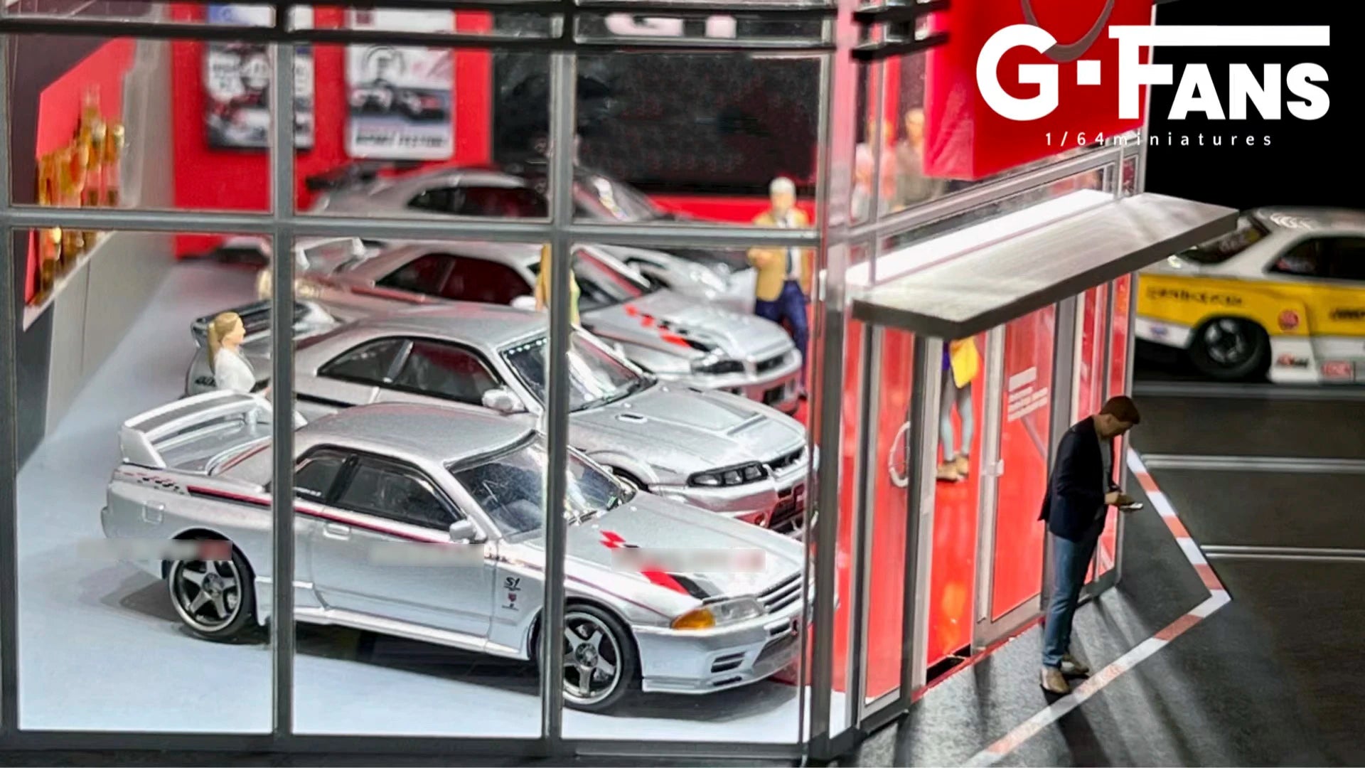 1:64 Scale Diorama Car Garage Model