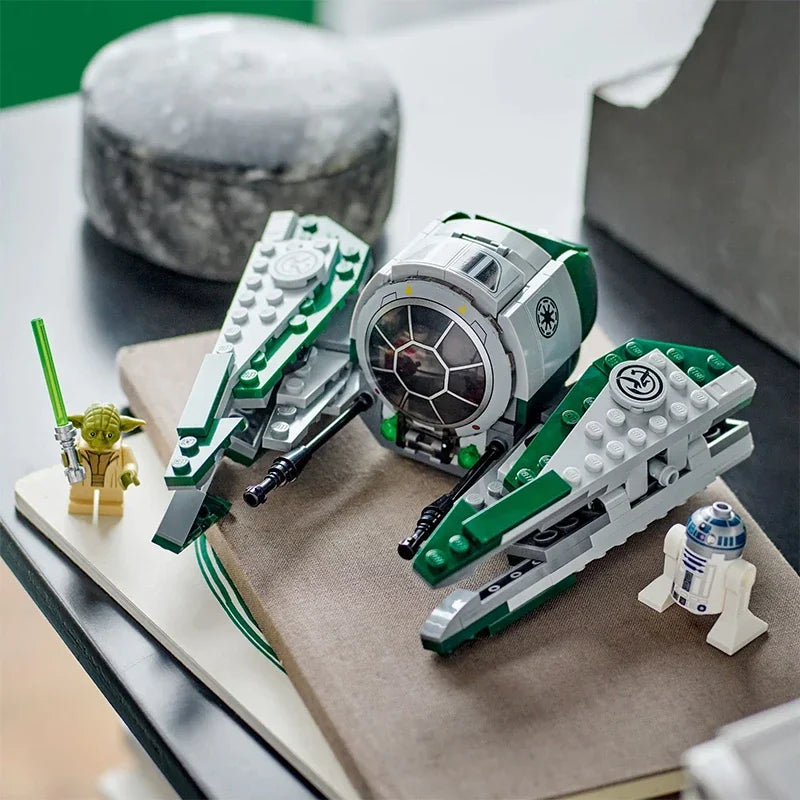 Yoda’s Starfighter Bricks Set